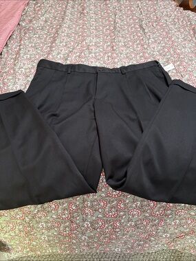 Van Heusen Black Men's Dress Pants